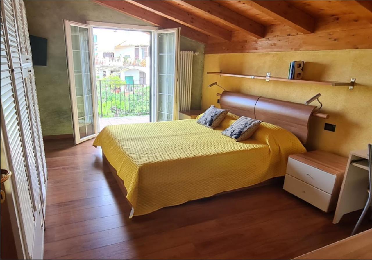 La Terrazza Sui Limoni: Nature Retreat with Beach and Adventure Access Cisano sul Neva Exterior photo